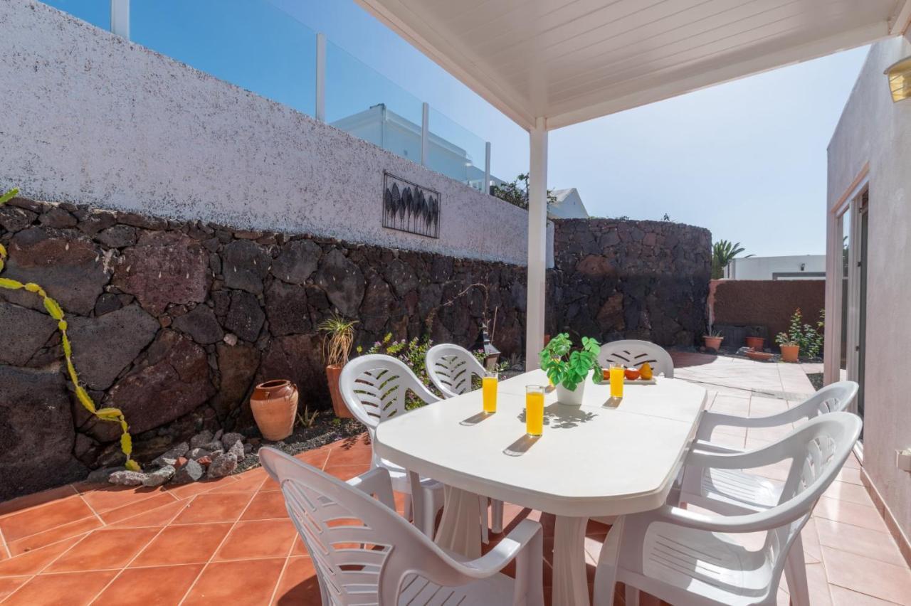Villa Sarita Sol By Villa Plus Playa Blanca  Ngoại thất bức ảnh